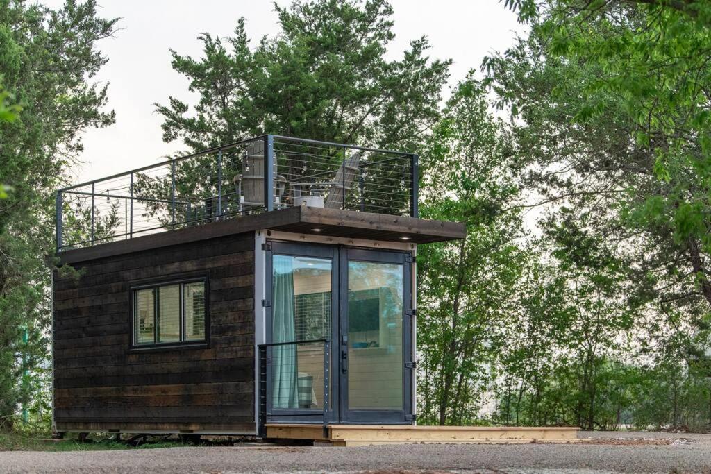 The Windmill-Tiny Container Home Min To Magnolia Bellmead Zewnętrze zdjęcie